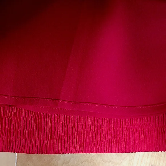 ELLIATT Red Ribbed Ruffled Skirt - Picture 3 of 7